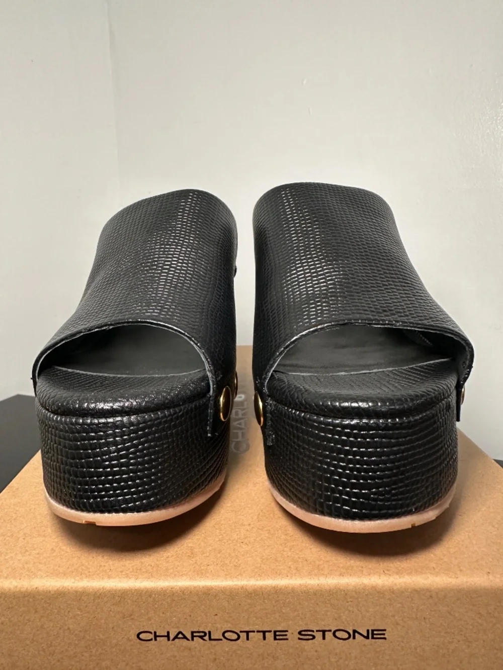 Charlotte Stone Ellery Platform - Size 8